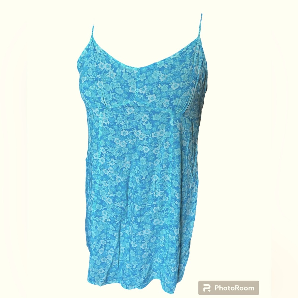 **3 for $30** NWOT Abound blue horizon tarry floral mini dress